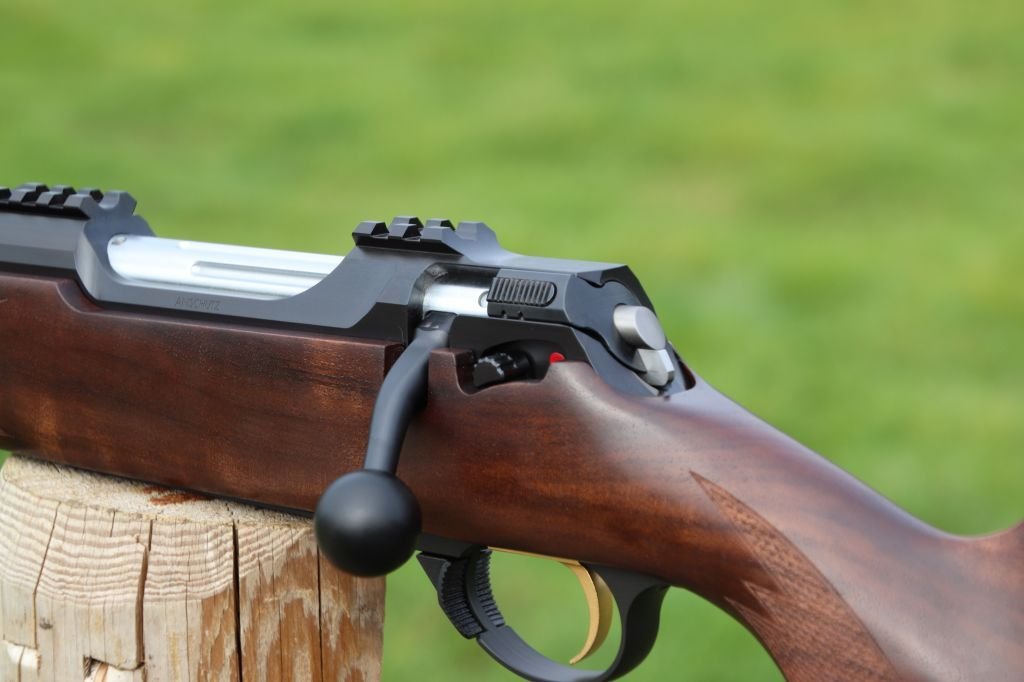 Kulovnice opak. Anschutz, Mo: 1782L D Classic PRO, Ráže: .308 Win, hl: 520mm závit M15x1mm Kulovnice opak. Anschutz, Mo: 1782L D Classic PRO, Ráže: .308 Win, hl: 520mm závit M15x1mm